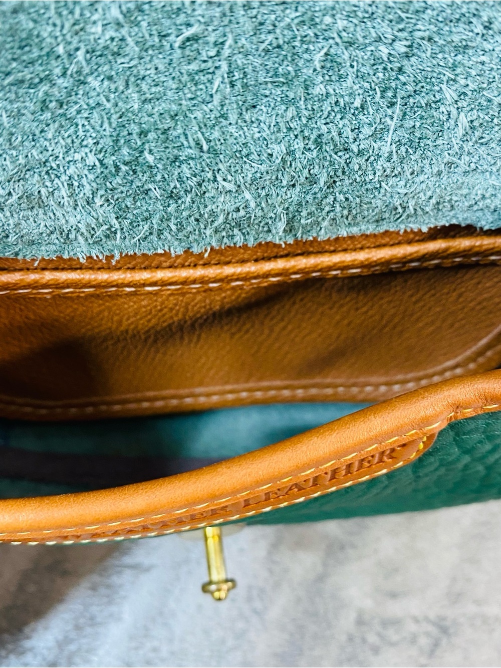Vintage Dooney & Bourke AWL Ivy Green Leather Mini Cavalry Crossbody Belt Bag - Picture 9 of 11
